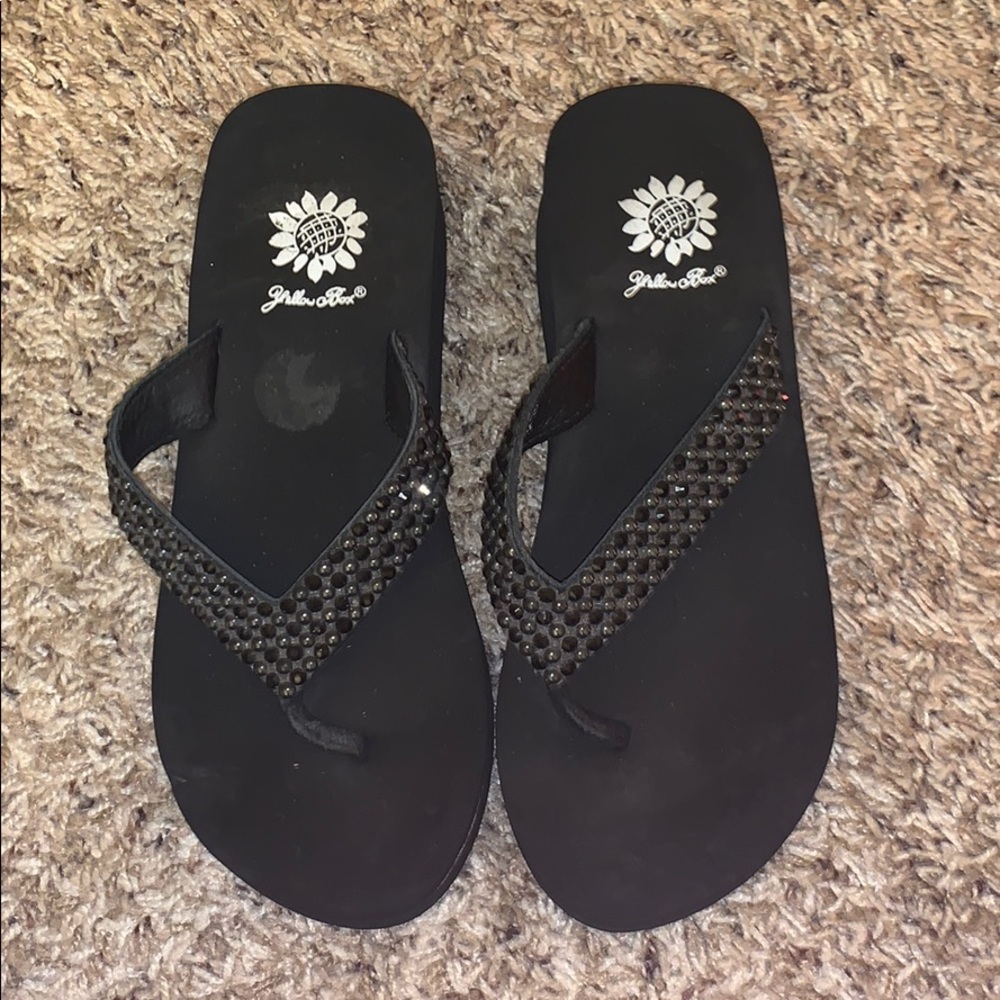 High heeled flip flops